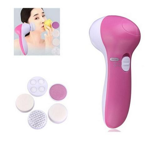 Petite brosse nettoyante pour le visage