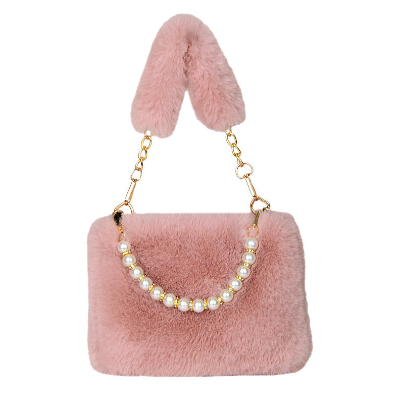 Sac en peluche tendance avec chaîne